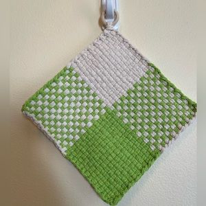 Handmade 8x8 potholders/trivets with wooden ring